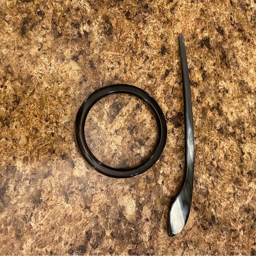 Women’s hair or scarf accessory